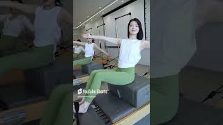 #IbuRumahTangga, #WanitaPekerja, #PenurunanBeratBadan, #YogaUntukWanita, #MotivasiKebugaran,