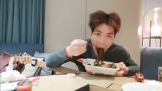 20220118 弄吉他 談吃飯 / 蕭敬騰 Jam Hsiao / 微博直播_直想聊音樂 #1