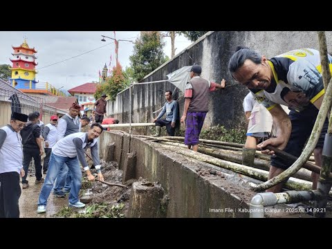 KABARCIANJUR.TV| Gotong Royong Lintas Agama FKUB Kab.Cianjur Di Lembur Toleransi
