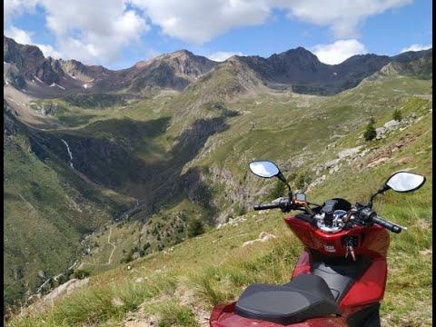 Video: Nerder På Scootere Tager Langrend Road Trip På 40 Mph [VID] - Matador Network