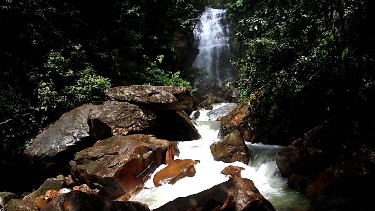 Jeram Pelangi Waterfall - èœ—ç‰›å¯»ç€‘è¿¹ Snail-WORKS in Quest of Malaysia Waterfall