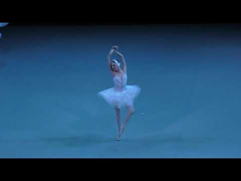 06/10/18 Julia Lukianenko debut Swan Lake Act I Variation coda final