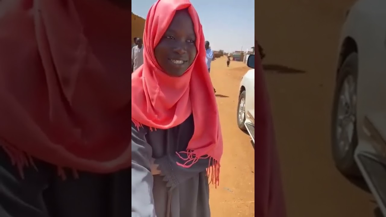 عاجل شاهد زوجة السفير الإماراتي تزور الطالبة رماز التي احرزت ٩٣ في امتحانات الشهادة الثانوية