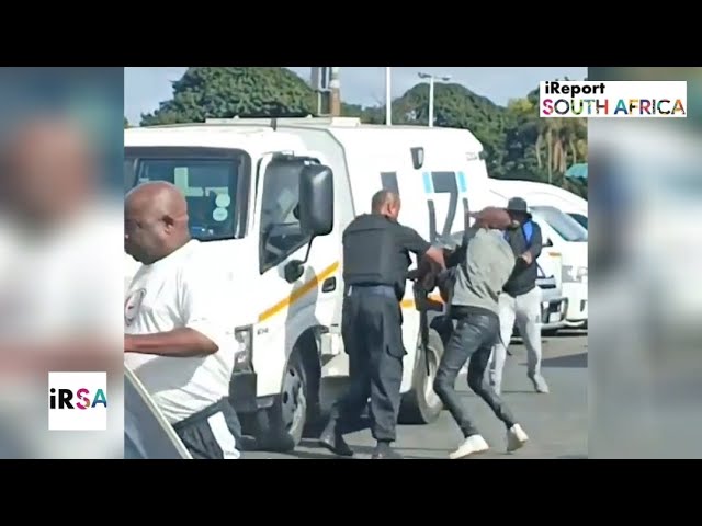 Watch: CIT Cash in transit heist in the Durban CBD class=