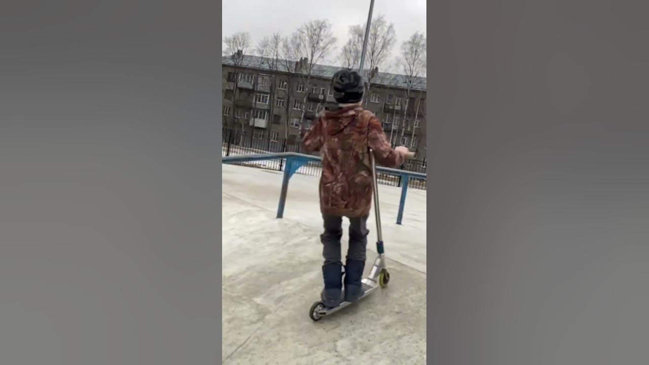 Жёстко подвернул ногу 😢 - YouTube