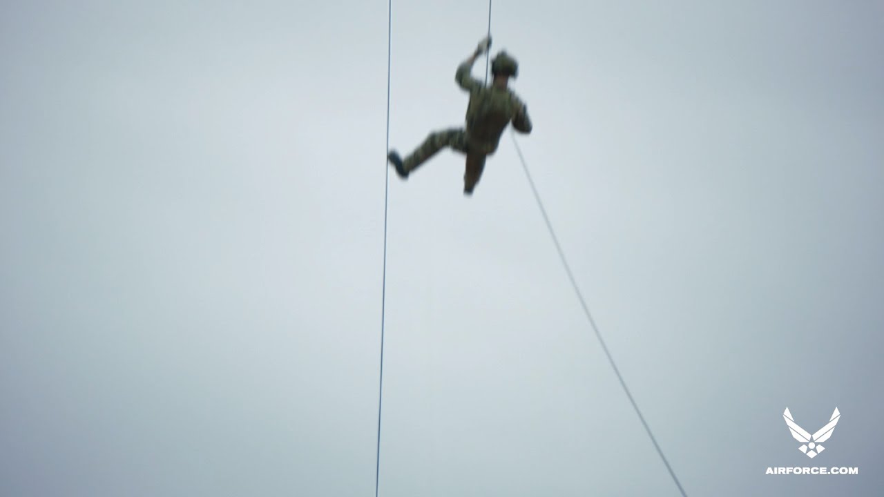 U.S. Air Force: Special Ops Rappel - YouTube