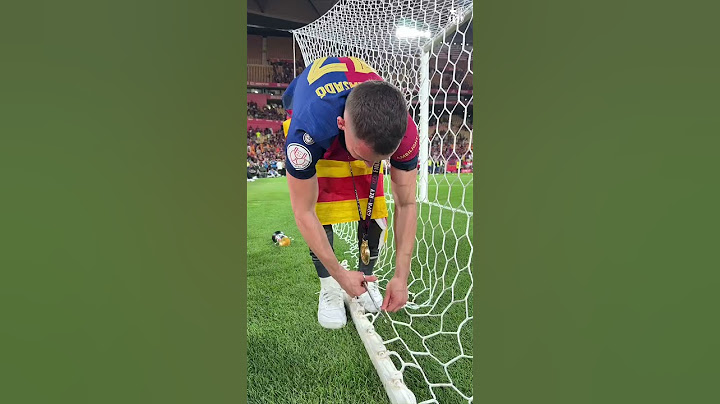 Casadó clipping the net ✂️ #fcbarcelona #shorts