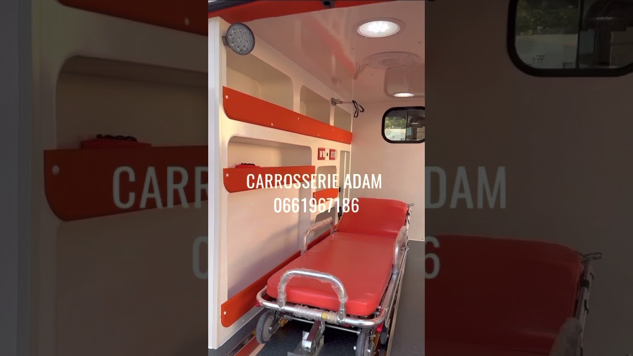 RENAULT TRAFIC AMBULANCE