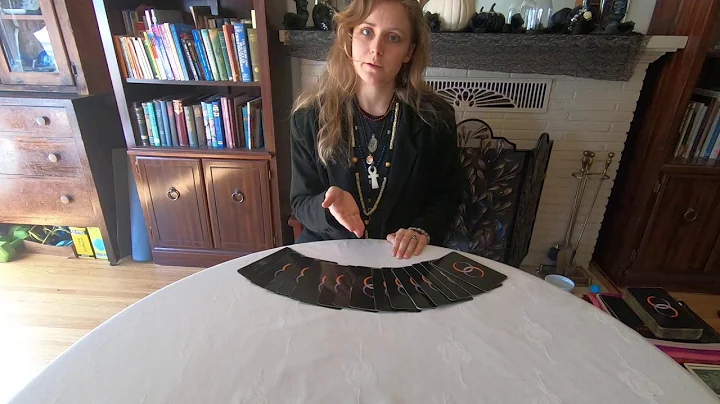 How to Read Tarot: a Major Arcana Reading