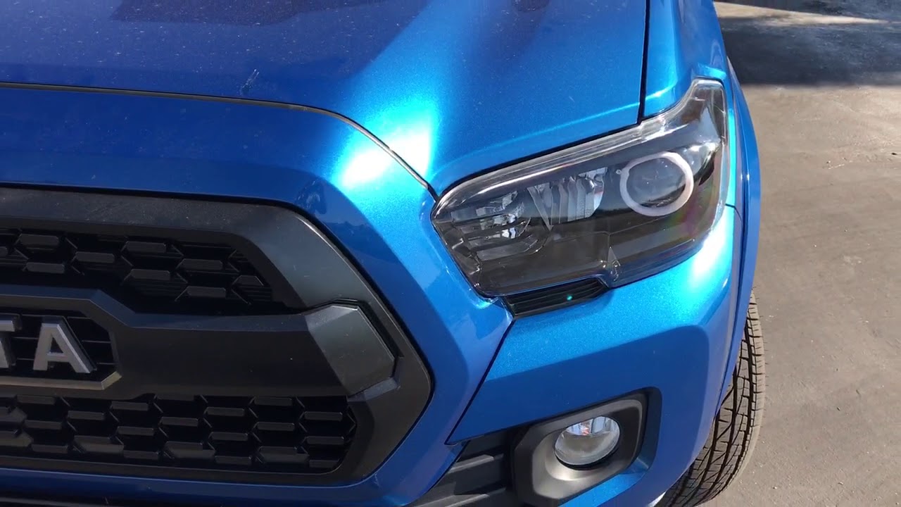 2016 - 2018 Toyota Tacoma headlights retrofitted with Switchback halos