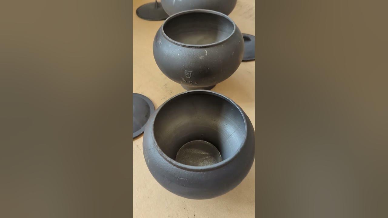 Горшки, чугунки, чугунные объемом 1.5 л, 2.5 л, 4л и 6 литров с ...