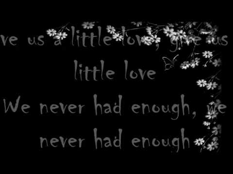 Fallulah - Give us a little love (Lyrics)