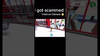 I got scammed Roblox Adopt Me for my Mega Neon Giraffe