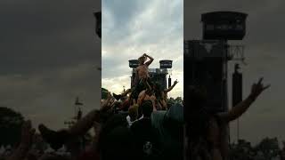 Crazy crowd surfer (Airborne live at Wacken)