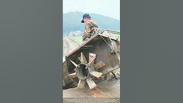 How China’s 1970s ‘Boat Tractor’ Tamed Swampy Rice Fields