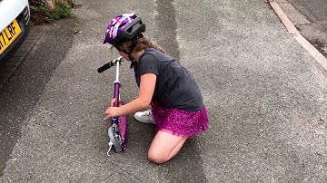 Micro Sprite Scooter Review - a first 2 wheeler scooter  PLUS how to fold a micro sprite scooter