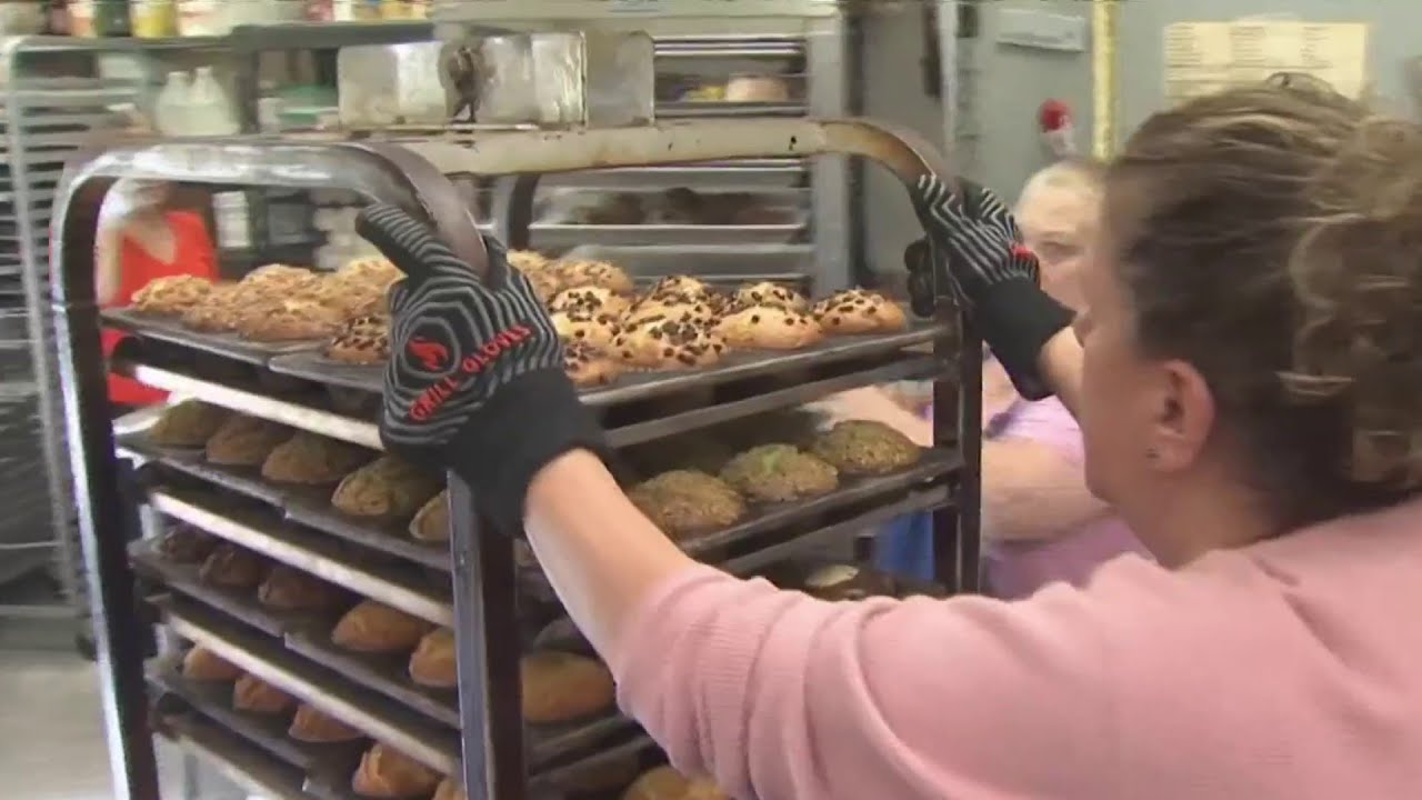 Mother's Day boosts muffin business in Southington