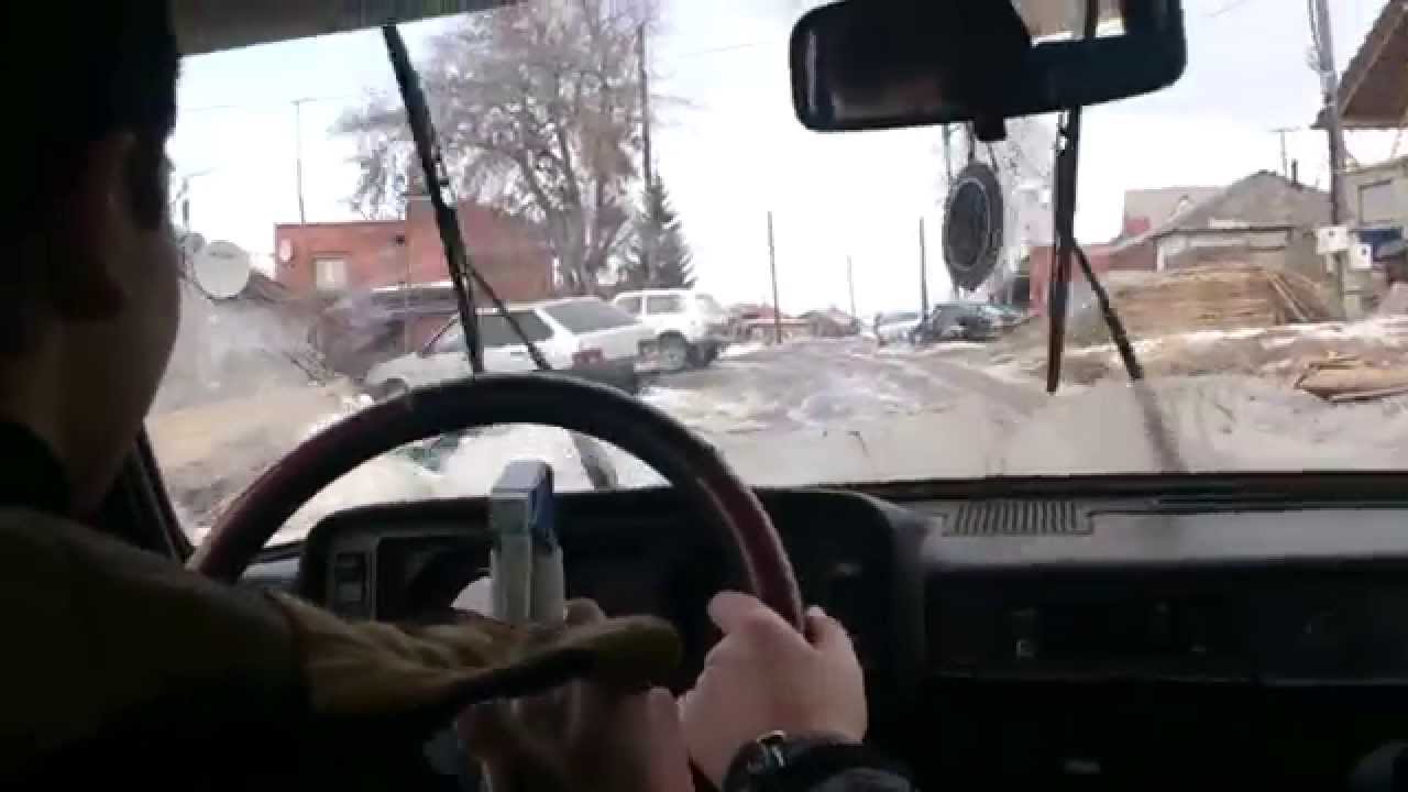 Зачем люк в машине