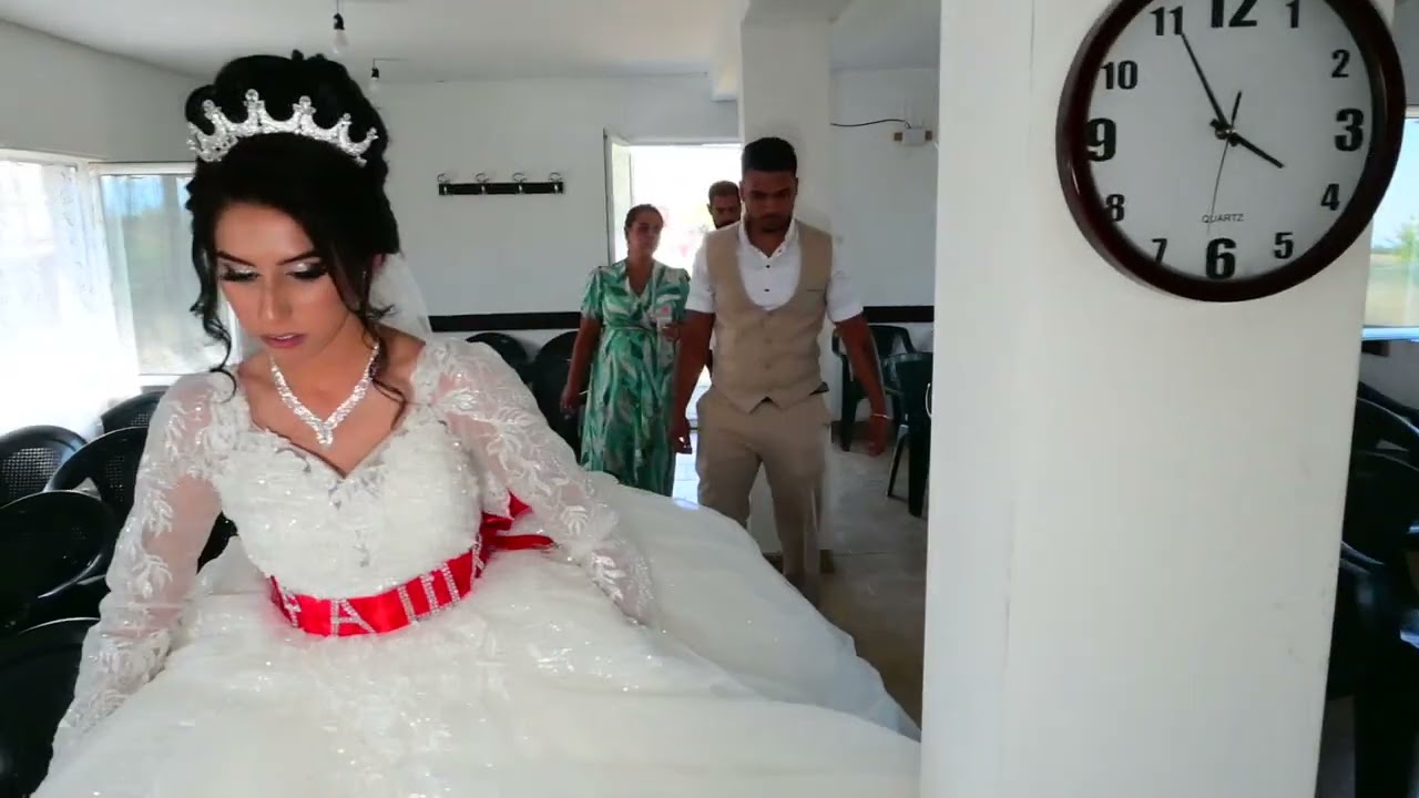 Svatbata Na Rangel I Tinka S. Cheshnegirovo