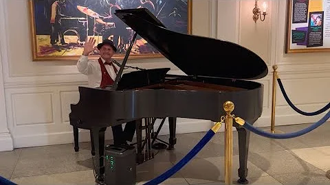 EPCOT Pianist (Kelly Richards - FULL SHOW)