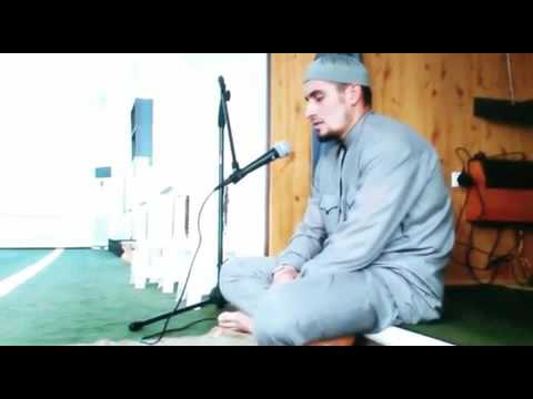 Чеченец читает Коран / Сура \