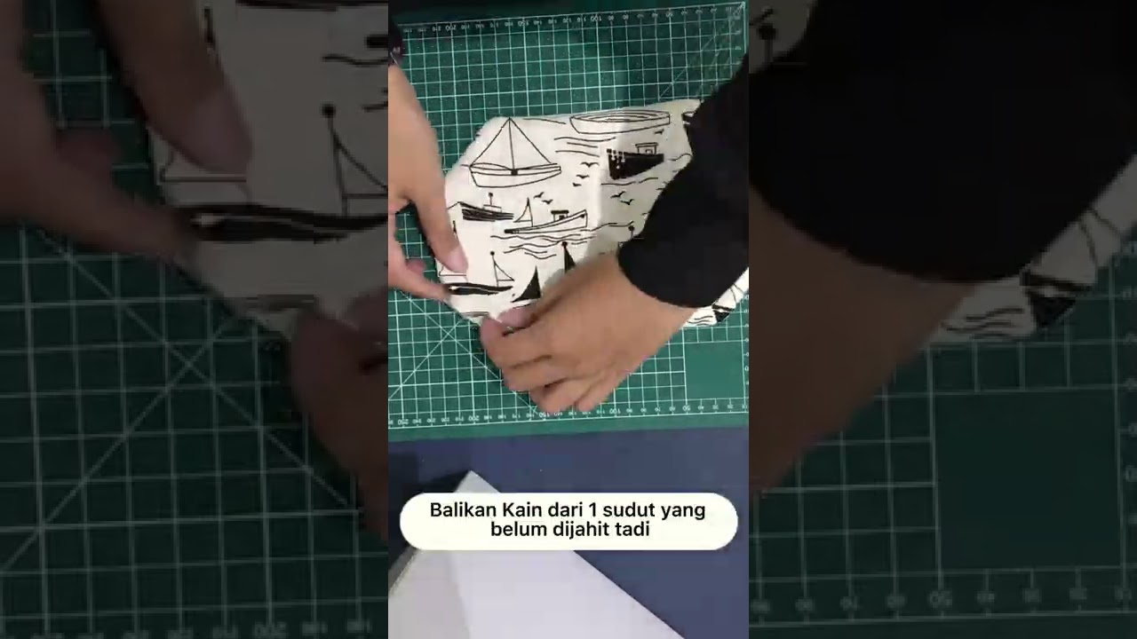 Jahit Masker Kain yuk! Tutorialnya Mudah Banget, Jahit pakai Mesin Portable. Masker ala Korea