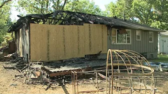 Kansas City family loses home to fire after long 911 wait time thumbnail