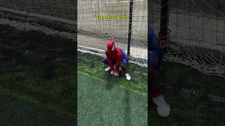 Soy tu portero araña🕷️🧤#futbol #humor #viralshort #comedia #futebol #elmundo #risas #viral #arana
