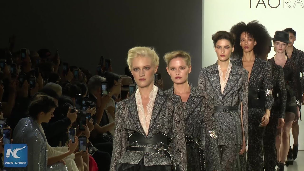 tv kanalları Chinese designer empowers women at New York Fashion Week