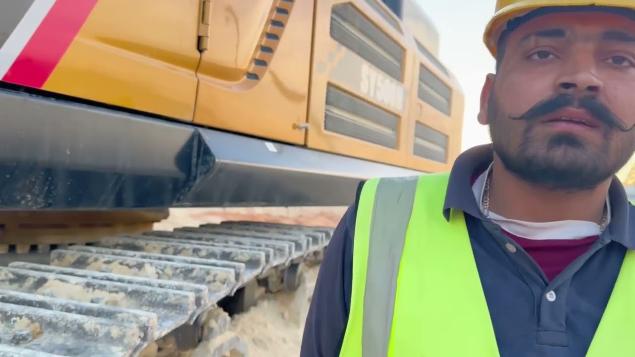 INSPECTION OF EXCAVATOR | Safety officer | HSE