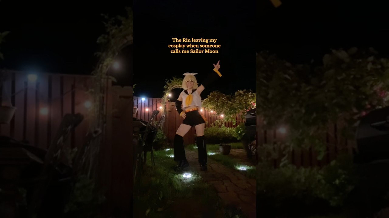 The blonde and the bow I guess? 😭 #cosplay #cosplayer #vocaloidcosplay #vocaloid #rinkagamine