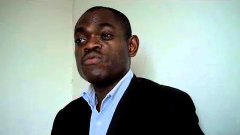 Cameroun : Bolloré comme un poisson dans l'eau chez son copain Paul Biya Bi-fainéant. DR YAMB NTIMBA DÉCRYPTE LE CONFLIT ENTRE L'ETAT DU CAMEROUN ET BOLLORE DANS L'AFFAIRE DIT