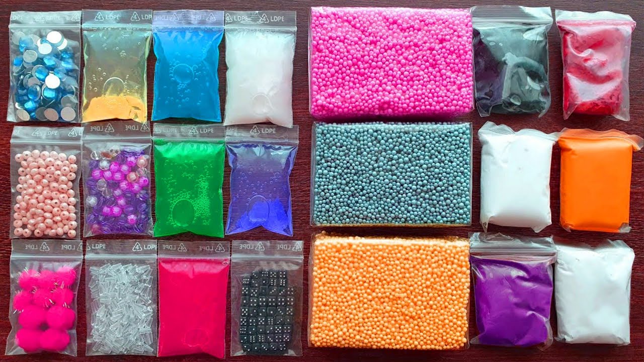 Foam Bricks and Clay Slime Making - Izabela Stress