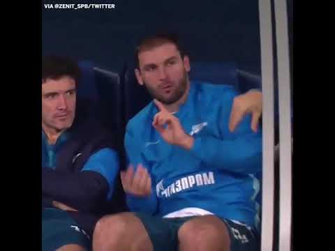 Vidéo: Branislav Ivanovic : la carrière d'un footballeur serbe