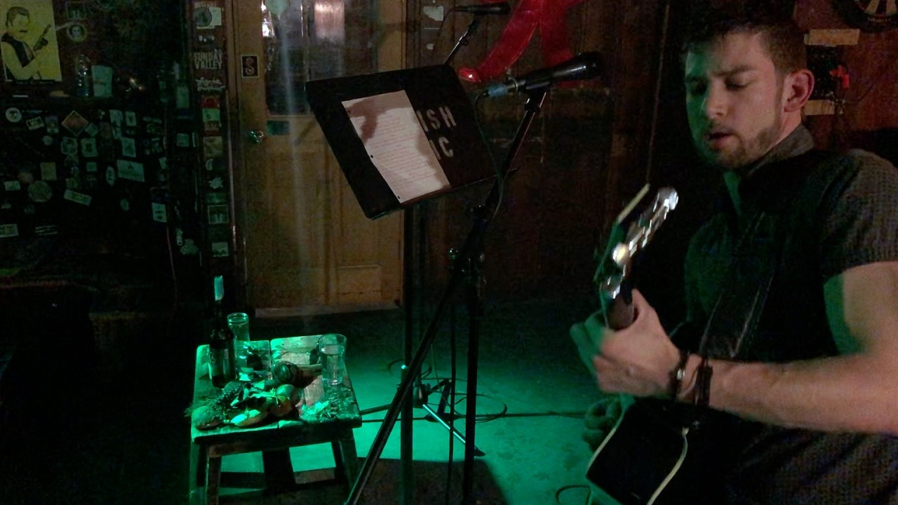 Throwback of me jammin' on Betterment live @ Blue Moon Tavern 2020 🦋🌛