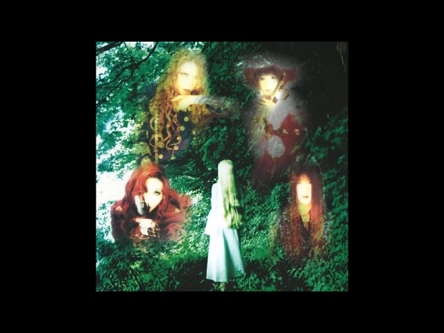 LAREINE / LILLIE CHARLOTTE - YouTube