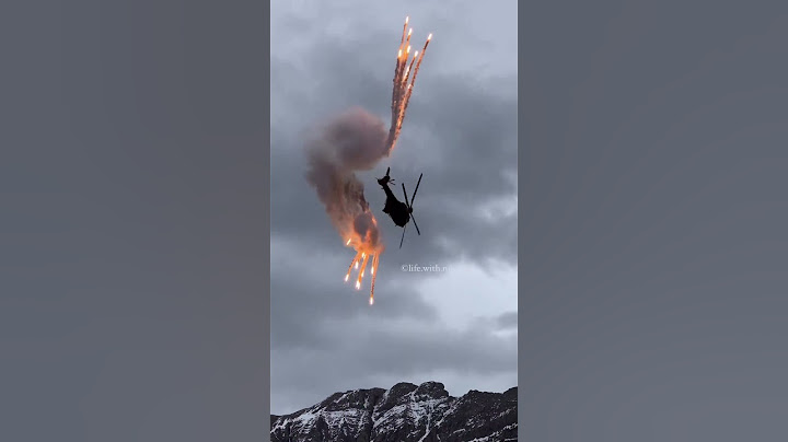 Helicóptero em combate de Guerra. #shorts #war #guerra