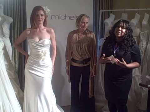 Amy Michelson Pitches Wedding Gown Ideas to Jennif...