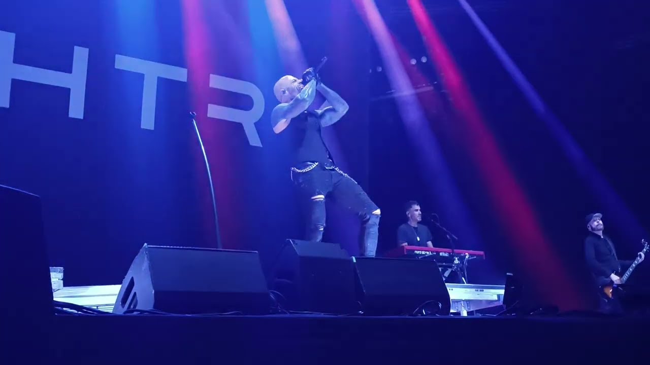 @daughtry It's not over Madrid Palacio vista alegre 12Feb26