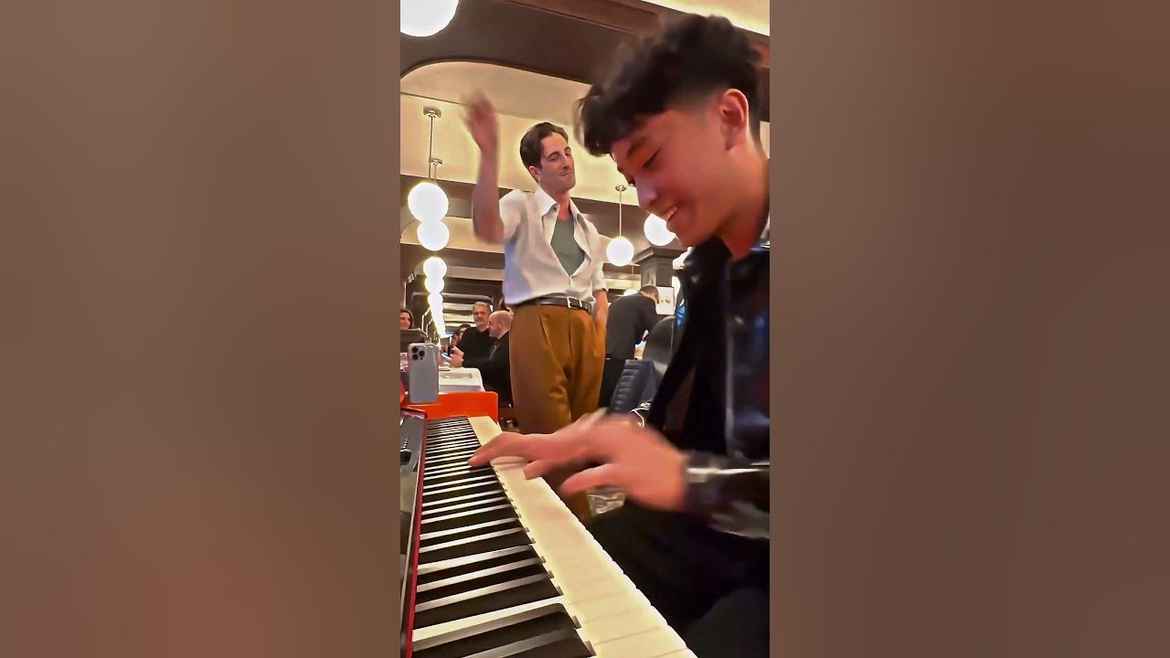 Pretending I Can't See Damiano David And Then Playing His Favorite Song 😱
