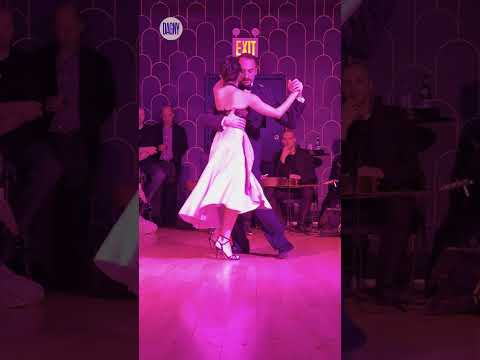 Gianpiero Galdi & Lorena Tarantino tango to "Ojos Negros" by Aníbal Troilo, Mala Leche NYC