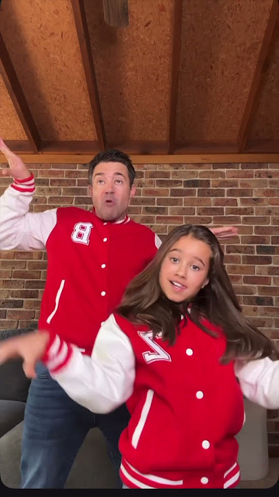 Imma be too old for this soon. DC @theorlandolucas #dad #daughter #duo