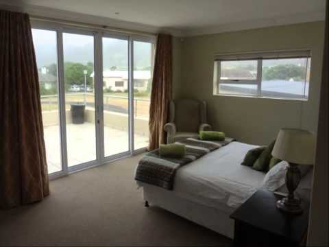 Crimson Views Guesthouse - Accommodation in Hermanus