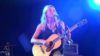 Lissie - When I'm Alone (live at Glastonbury Festival 2017)