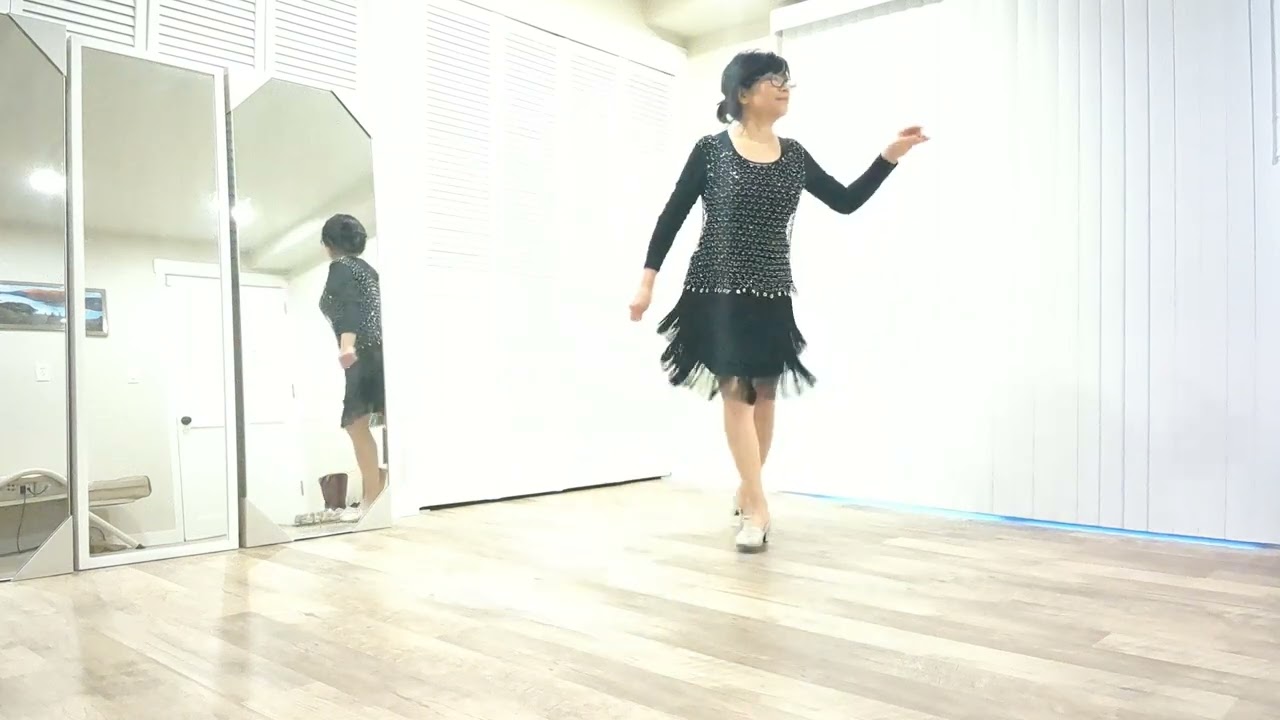 Despacito cumbia Line dance Choreo: lra Weisburd (USA )
