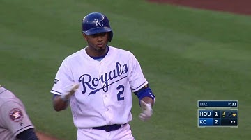 HOU@KC: Escobar laces an RBI single to right field