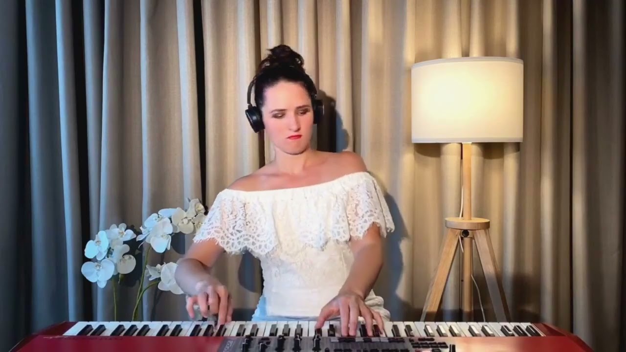 ''Night and Day'' - Marika Saripo