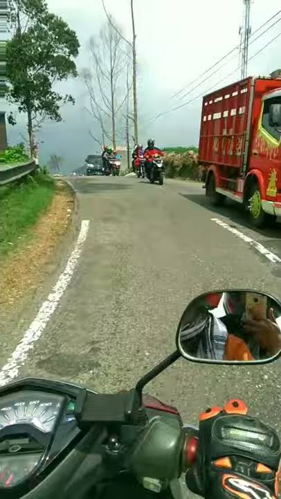 Story Wa - Pemandangan Pegunungan Dieng Wonosobo