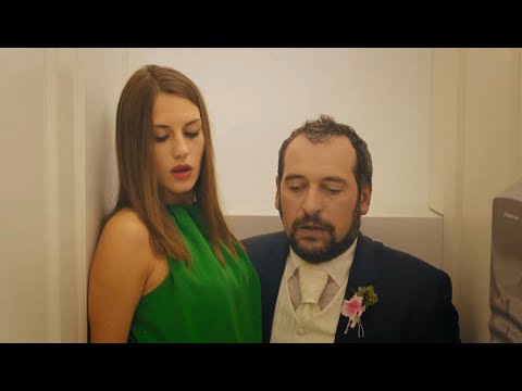 Video: Manžel A Jeho Milenka
