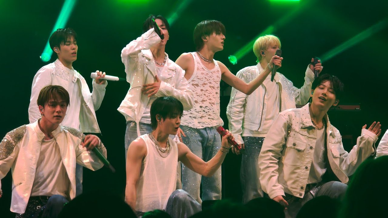 250410 TREASURE - HELLO + DARARI (Rock Ver.) + RUN | SPECIAL MOMENT Tour in Oakland [4K Fancam]